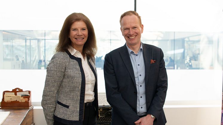 Konsernsjef i Gjensidige, Geir Holmgren og administrerende direktør i Gjensidigestiftelsen, Ingrid Lorange.