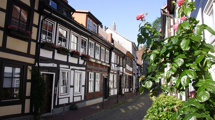 Altstadtimpressionen Kleine Straße in Hameln.jpg