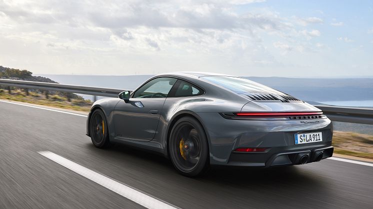 Porsche 911 GTS