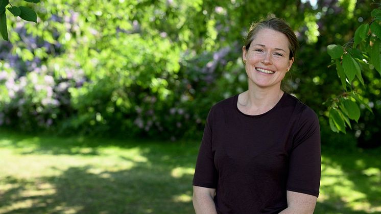 anna weibull wärnberg liggande.jpg