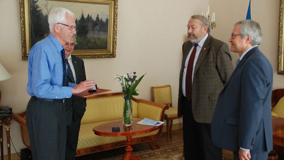 Rysslands Vetenskapsakademi hedrar fysikprofessor