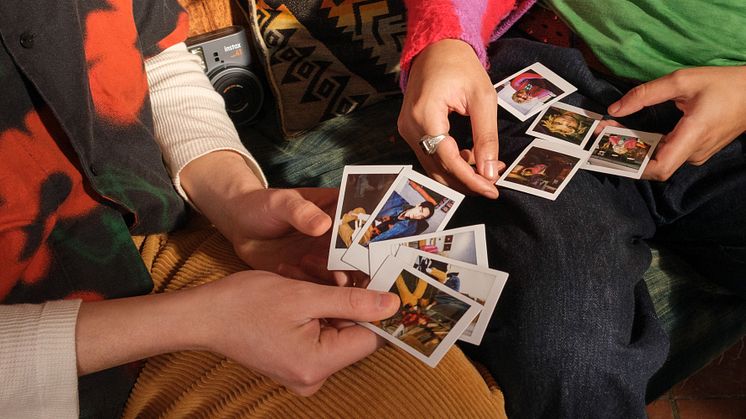 instax mini 41_stills (2).jpg