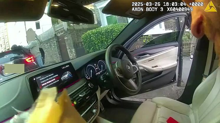Vehicle_search_-_cash_found.mp4