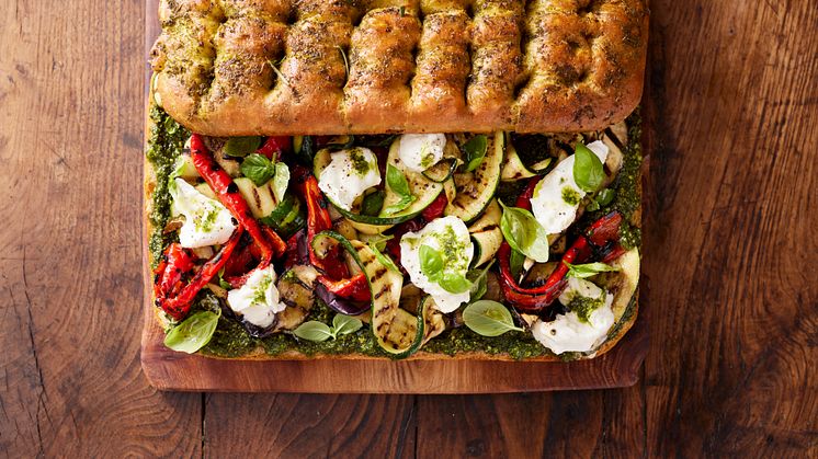 Focaccia bread recipe-5-landscape-A.jpg
