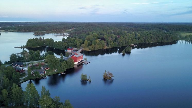 Dalsland gravel d Alex Vizeo_Loris Monteux Westsweden.com.jpg
