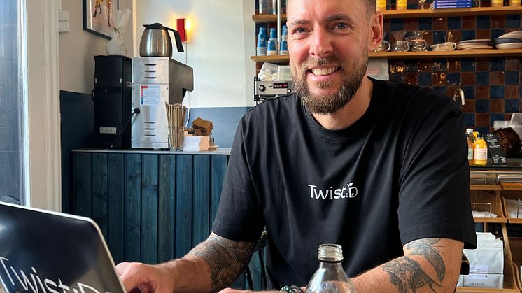 Henrik Dam har afvist alle investorer, der er kommet på hans vej: "Jeg vil ikke være i en situation, hvor jeg skal stå til regnskab for en masse investorer"