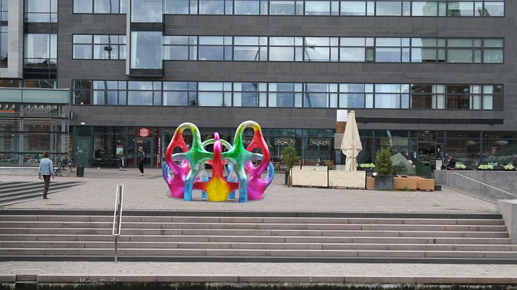Matti Kallioinen ”Spectral Self Container” kommer att uppföras på Anna Lindhs plats