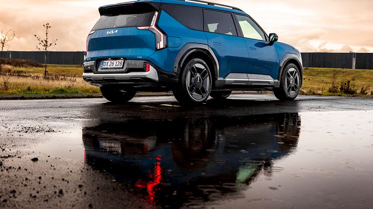 kia_ev9_7307.jpg