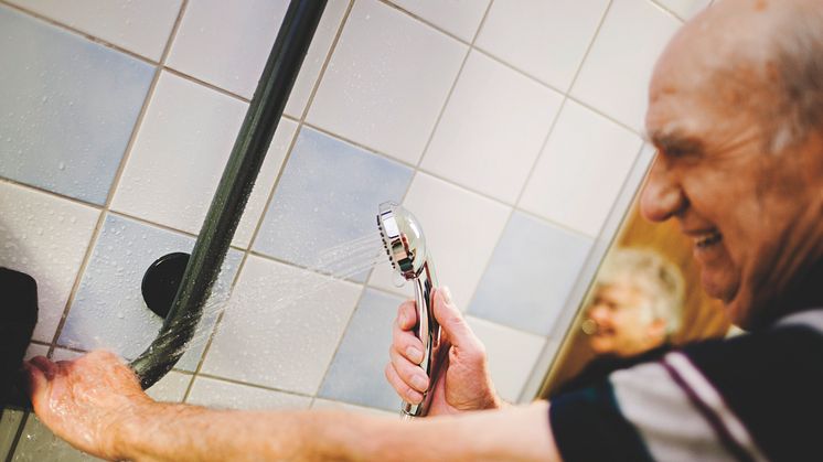 Smarta lösningar ger tryggare badrum