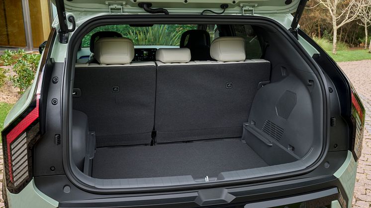 kia-ev3-gtline-aventurine-green-interior-hires-014.jpg
