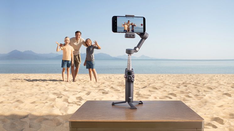 Osmo mobile 7P_Built-in extension pole.jpg