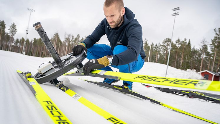 Kalle Kalliorinne, forskare inom maskinelement med inriktning skidteknologi vid Luleå tekniska universitet