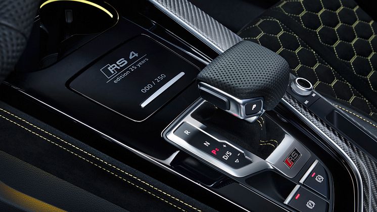 Audi RS 4 Avant edition 25 years - interiør