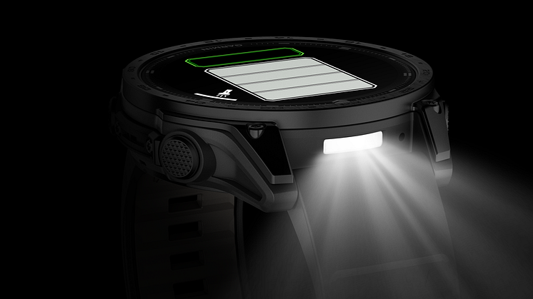 tactix8_47mm_AMOLED_HR_flashlight_white.png