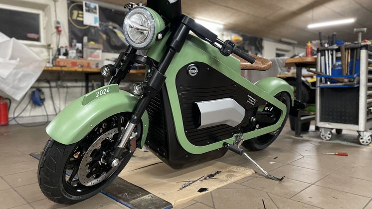 Prototype af Nimbus’ kommende e-motorcykel, der fortsat er under udvikling, og som forventes at stå klar i løbet af 2025. Foto: Nimbus Motorcycles