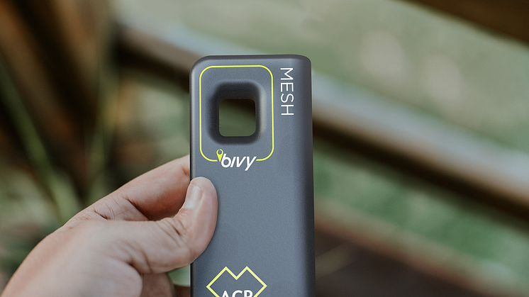 Bivy Stick MESH - inhand.png