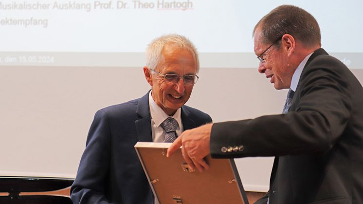 Festakt Verleihung Ehrendoktorwürde Prof. Dr. Joachim Kahlert im Mai 2024