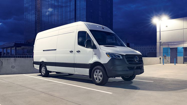 Mercedes-Benz eSprinter 2024