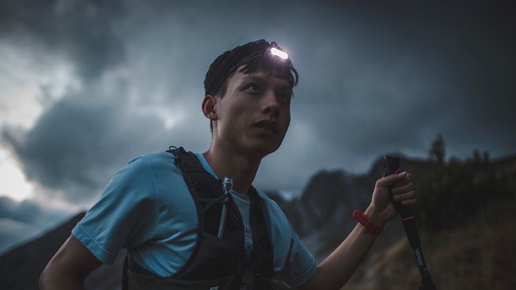 Smini Fly - compact and lightweight, yet strong enough to keep you on the tracks when running in the dark.