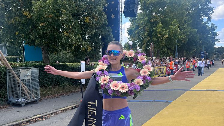 Carolina Wikström vann den 40:e upplagan av Tjejmilen med tiden 33:45.
