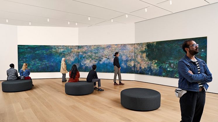 Samsung-TVs-and-Displays-The-Frame-Samsung-Art-Store-MoMAs-Collection_main3.jpg
