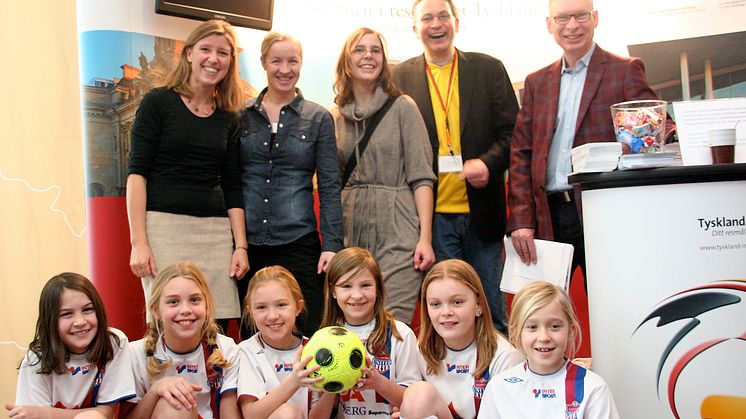 Fler än 60 % av biljetterna är redan sålda till FIFA damfotbolls-VM i Tyskland 2011