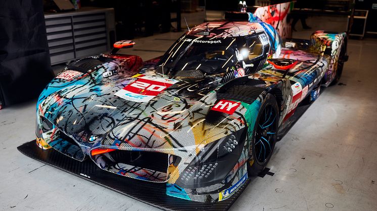#20 BMW M Hybrid V8 Art Car