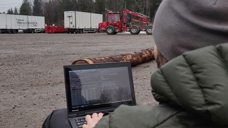 3 - Fjärrsstyrning av skogsmaskin.jpg