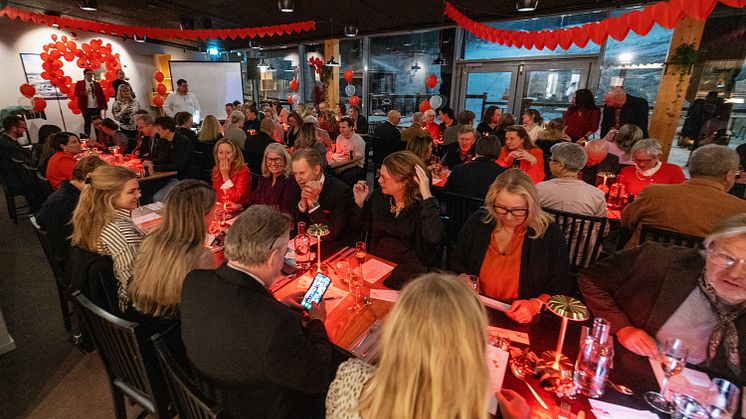 Middag vid prisutdelningen med tema kärlek