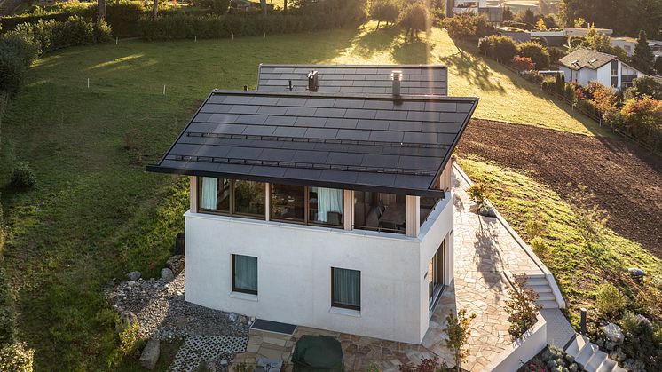 Swisspearl Roof Lap solcell ocg fibercementtak