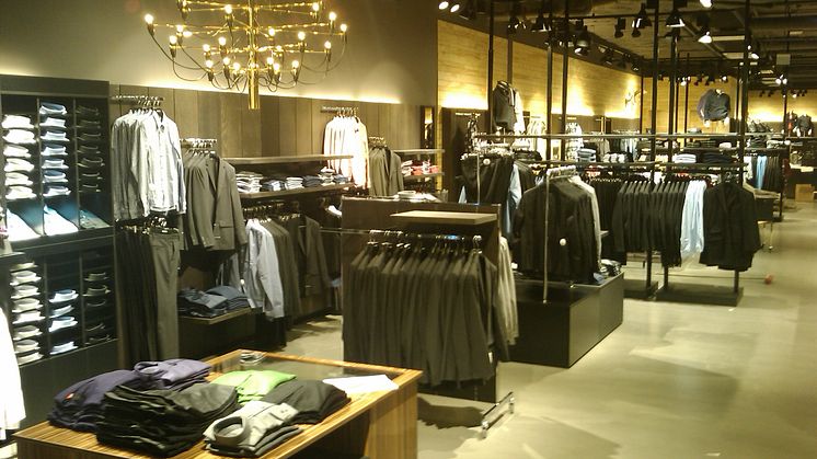 Världens största Brothers & Sisters-butik öppnar i Kista Galleria 