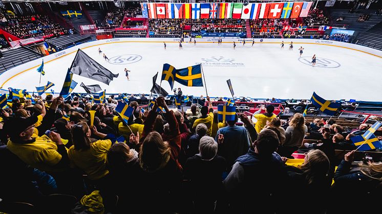 Fantastisk stämning i Frölundaborg. Foto: (C) International Skating Union 