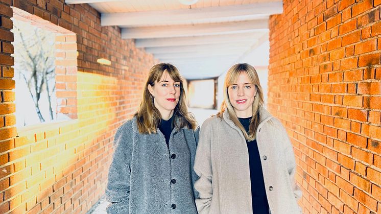Dokumentärfilmarna Annika och Jessika Karlsson. Foto: Gustaf Klinteskog 