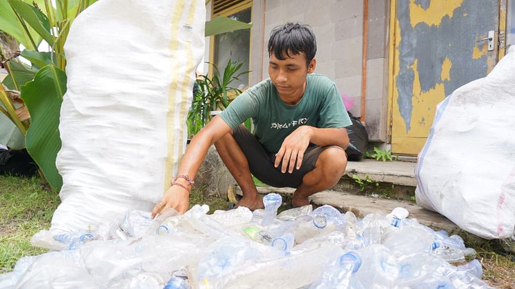 dm engagiert sich gemeinsam mit dem Partner CleanHub für die Beseitigung von Plastikmüll