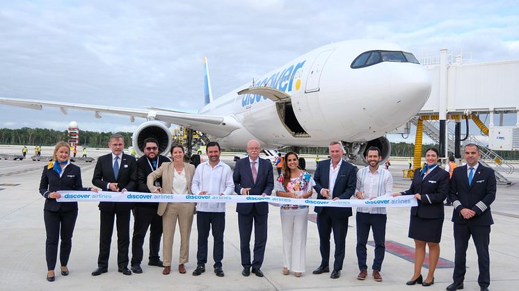 Ceremonial ribbon cutting in Tulum