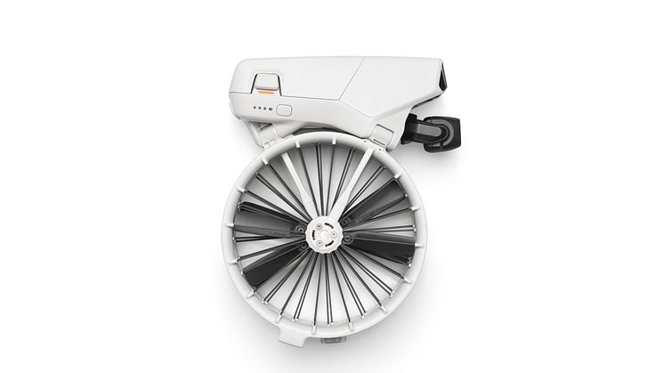 DJI Flip_battery inserted_2.jpg
