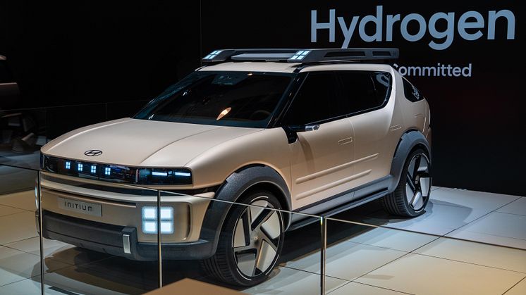 Hyundai_INITIUM_1.jpg