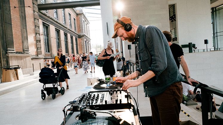 Ljudkonstnär Sven Wunder, SMK Fridays