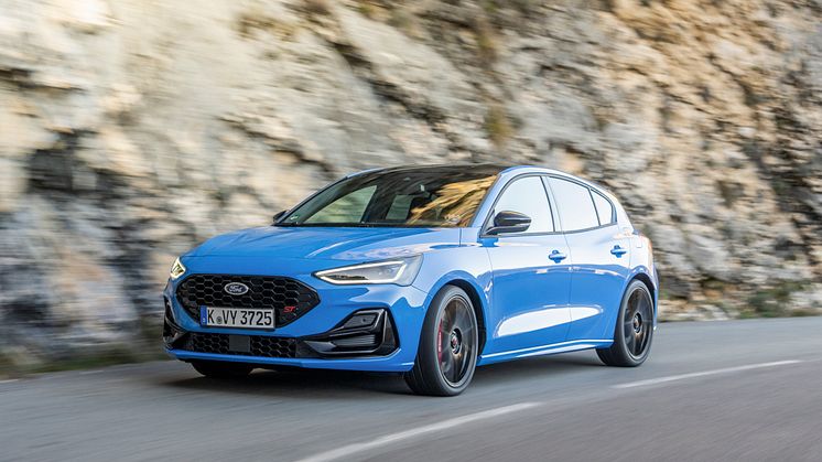 2024_FORD_FOCUS-ST_21.jpg