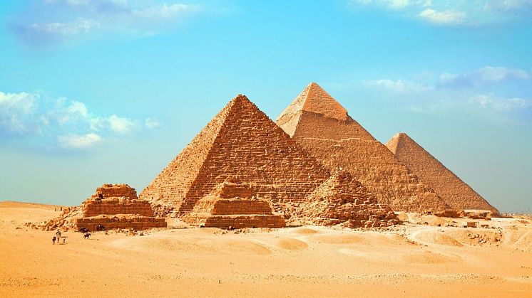 2b Egypt's pyramids - Samarabbas101_Shutterstock_2282312903.jpg