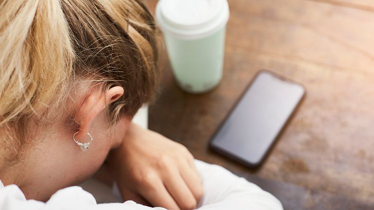 Dagsömnighet är vanligt hos medelålders personer, visar en ny studie. 