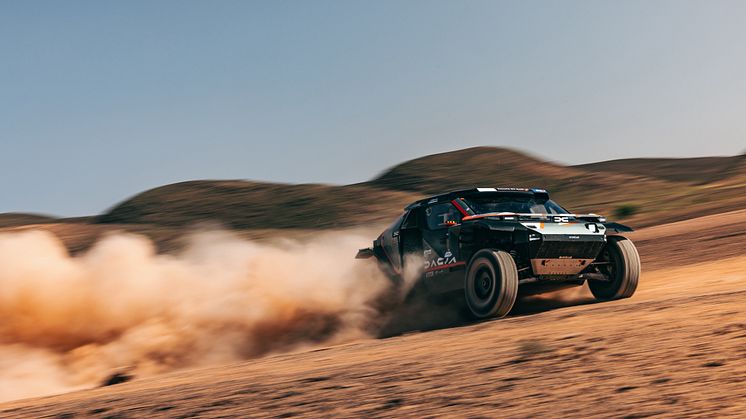 The Dacia Sandriders strikes gold with Morocco 1-23.jpg