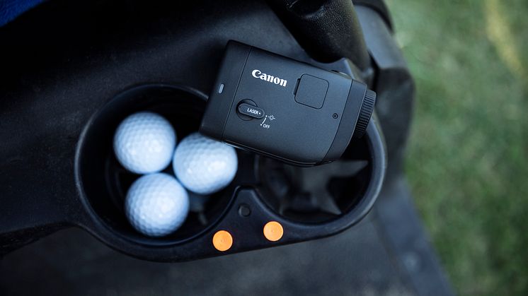 Canon PowerShot GOLF_Ambient_on_top_of_golf_bag_62465.jpg