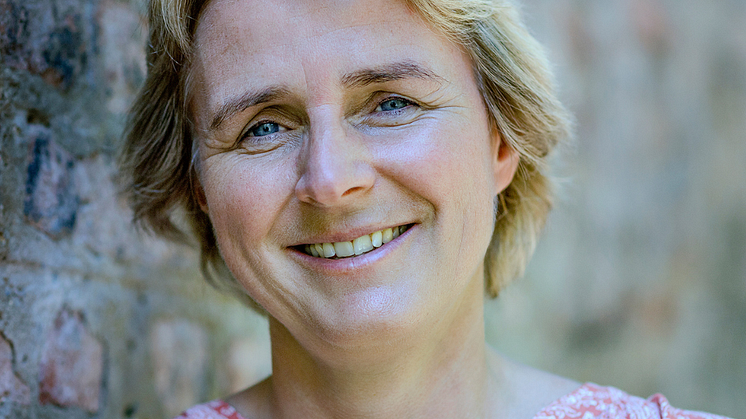 Melanie Wolfers_(c) Ulrik Hölzel_lowRes.png