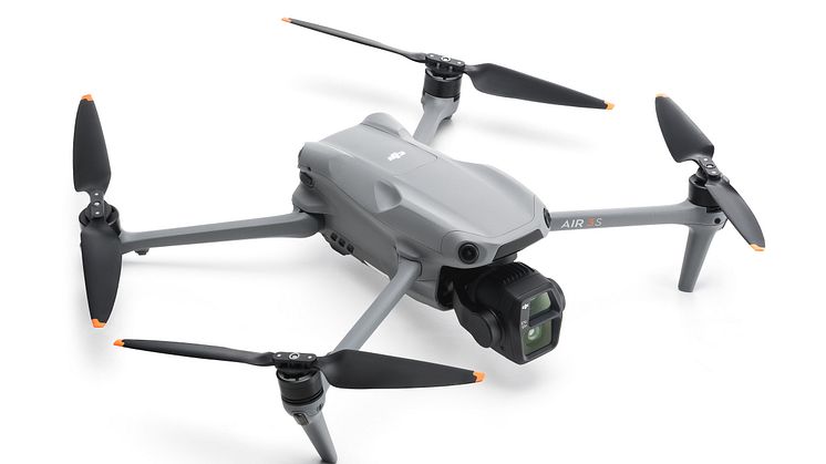 DJI Air 3S_unfolded_with propellers and battery inserted.jpg