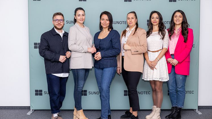 Mentors for Teenovator with SUNOTEC 