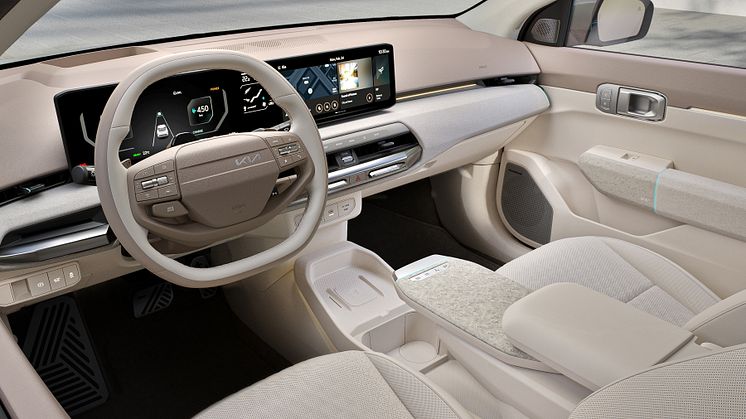 kia-ev4-sedane-baseline-int-static-print-3600x2400-3.jpg