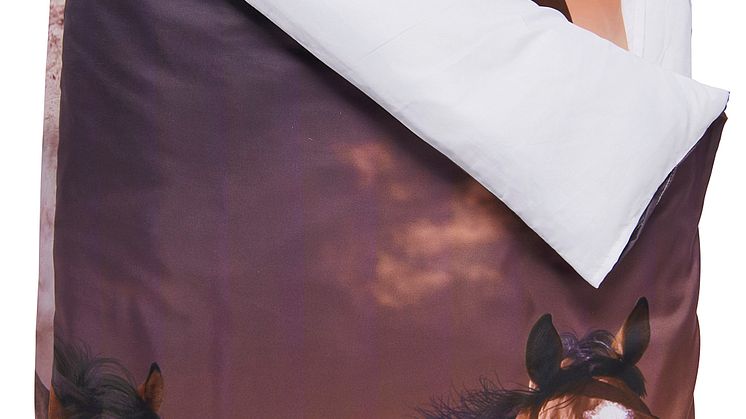 NYHET! Bed set Horse 150x200  cm Polyester 14,90 EUR.jpg