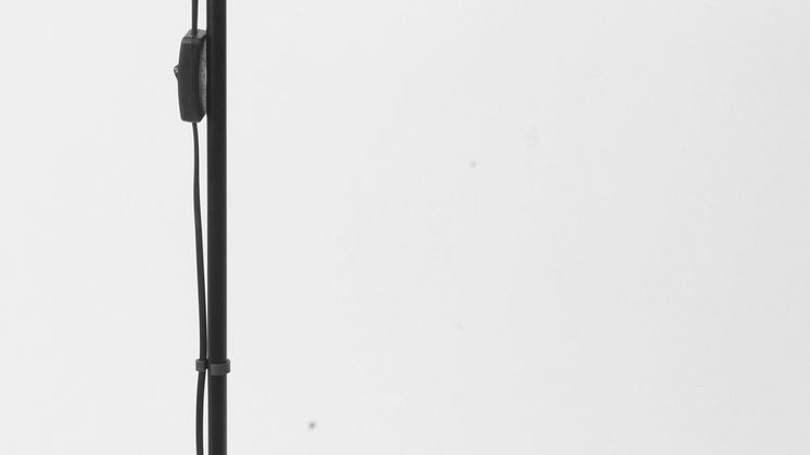 JYSK_Lámpara de pie HANSSON A155cm negro_22.5€.tif