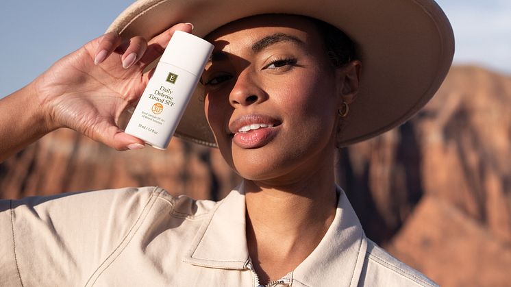 Daily Defense Tinted SPF50